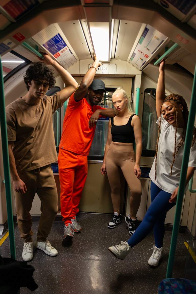 London 410 campaign image 4