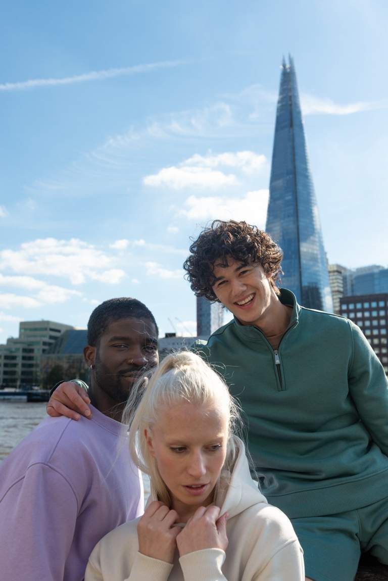 London 410 campaign image 11