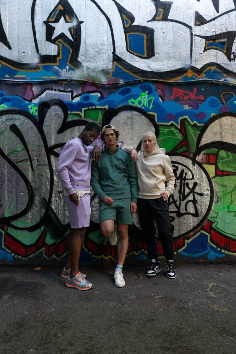 London 410 campaign image 16